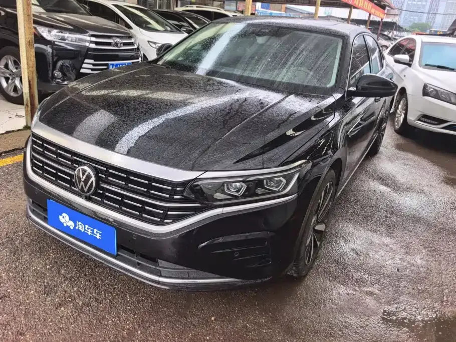 Volkswagen Passat — фото 1