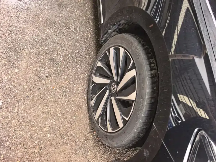 Volkswagen Passat — фото 4