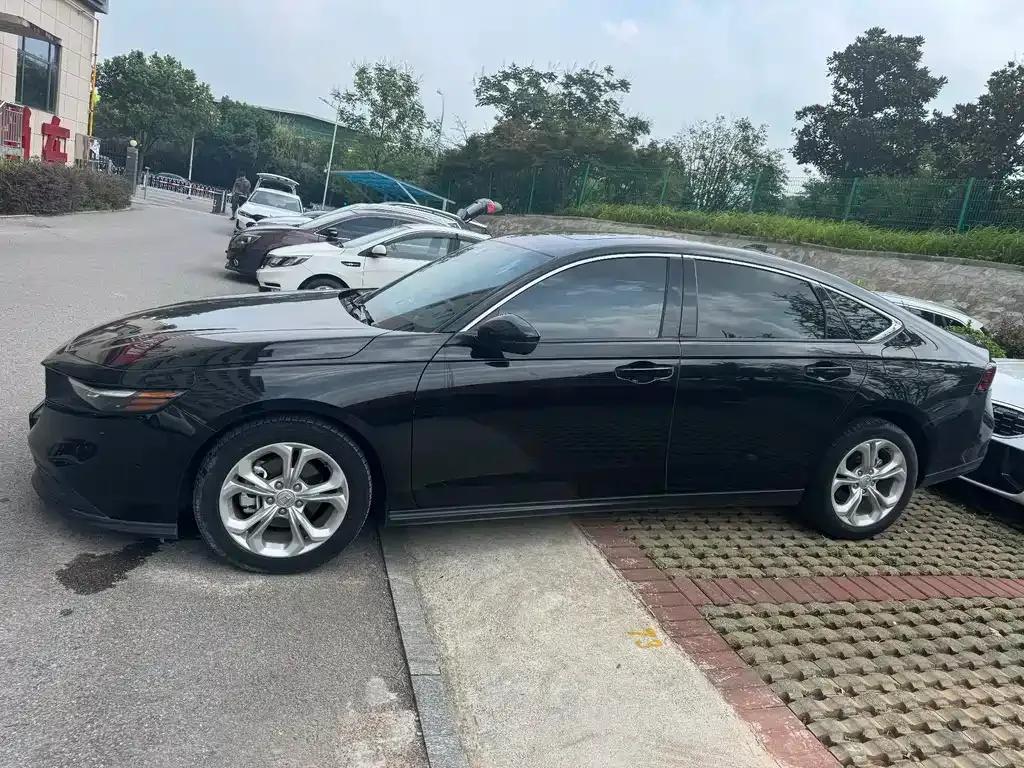 Honda Accord — фото 5