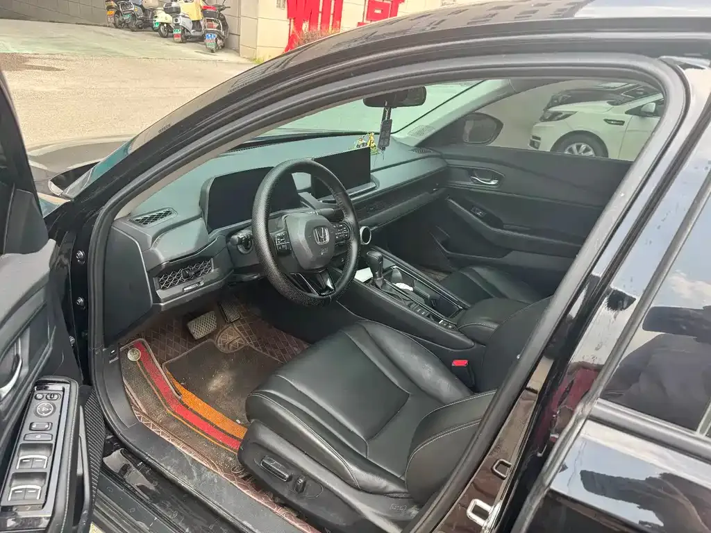Honda Accord — фото 4