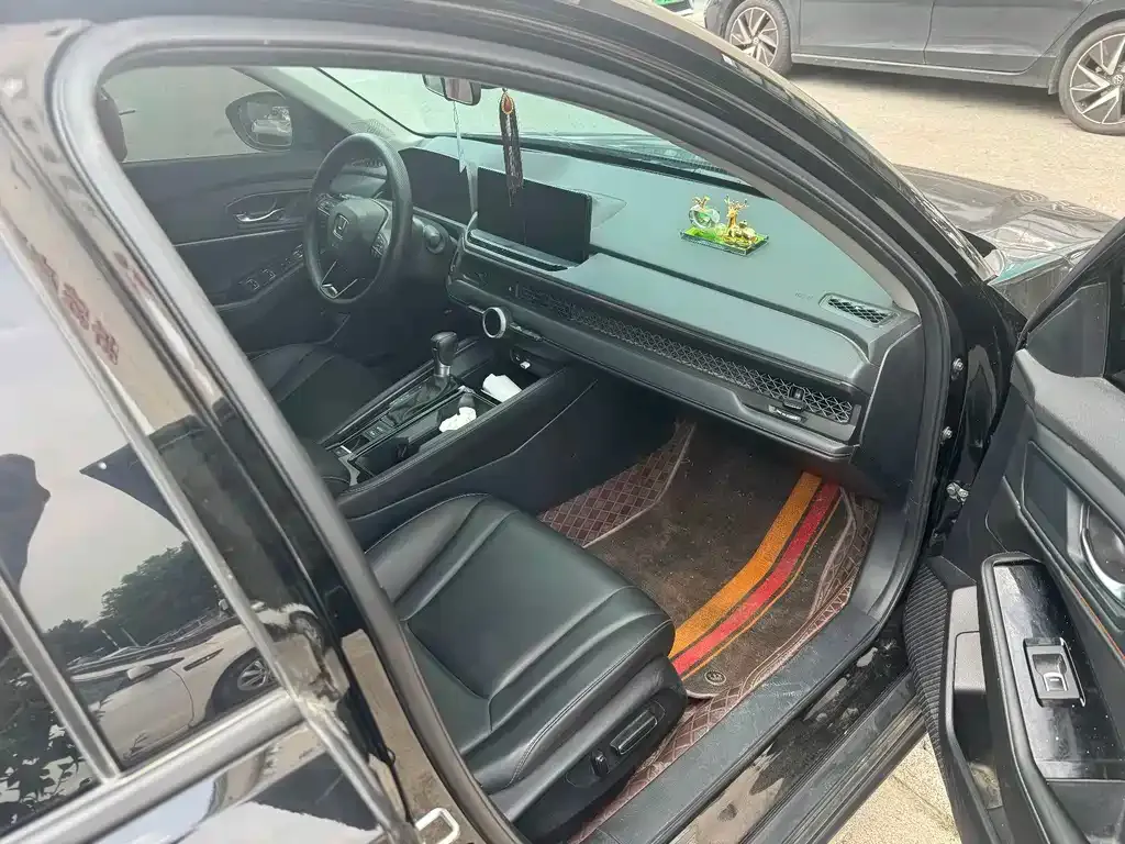 Honda Accord — фото 2