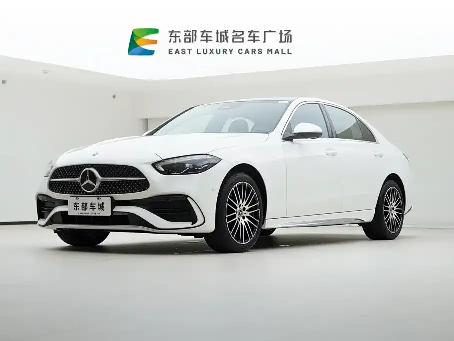 Mercedes-Benz C-Class — фото 1