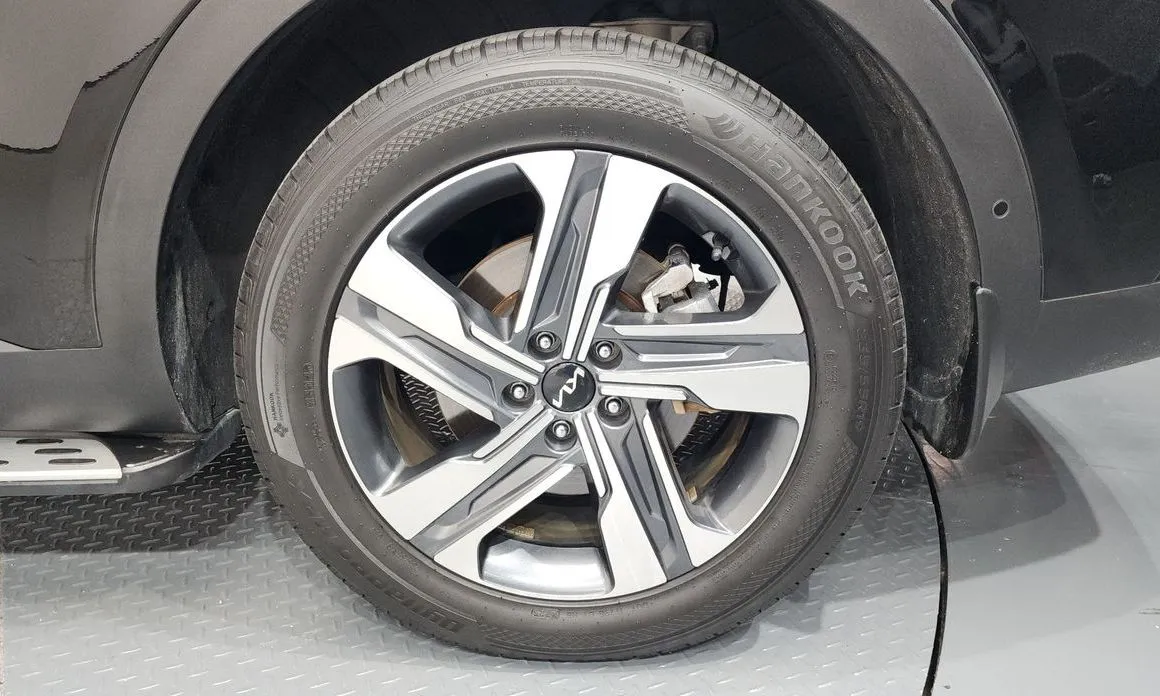 Kia Sorento — фото 10