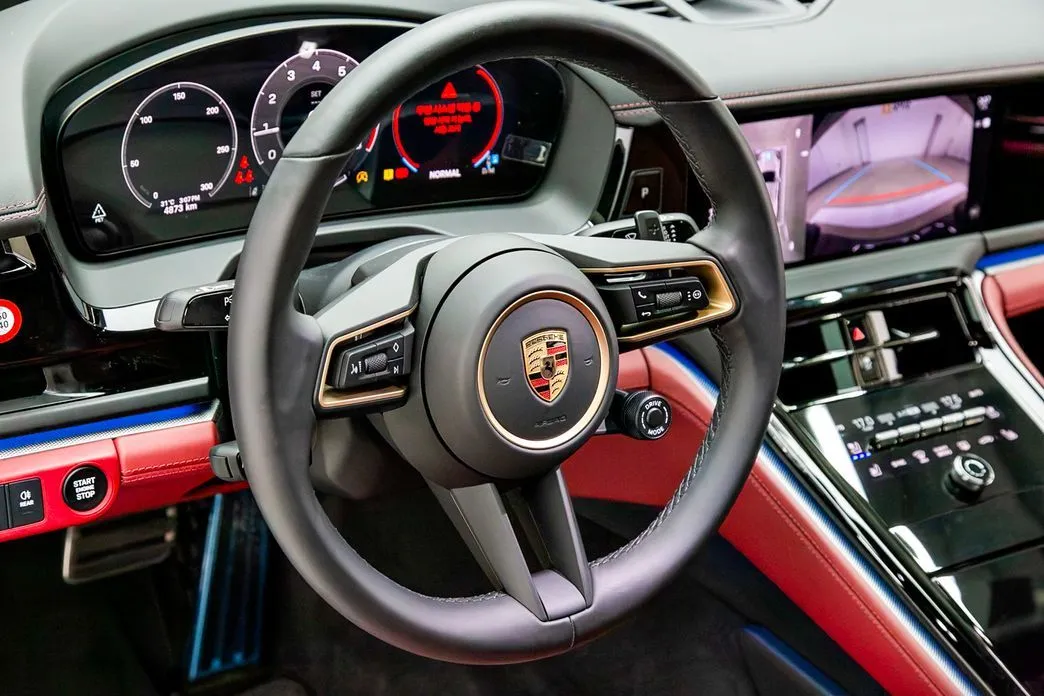 Porsche Panamera — фото 7