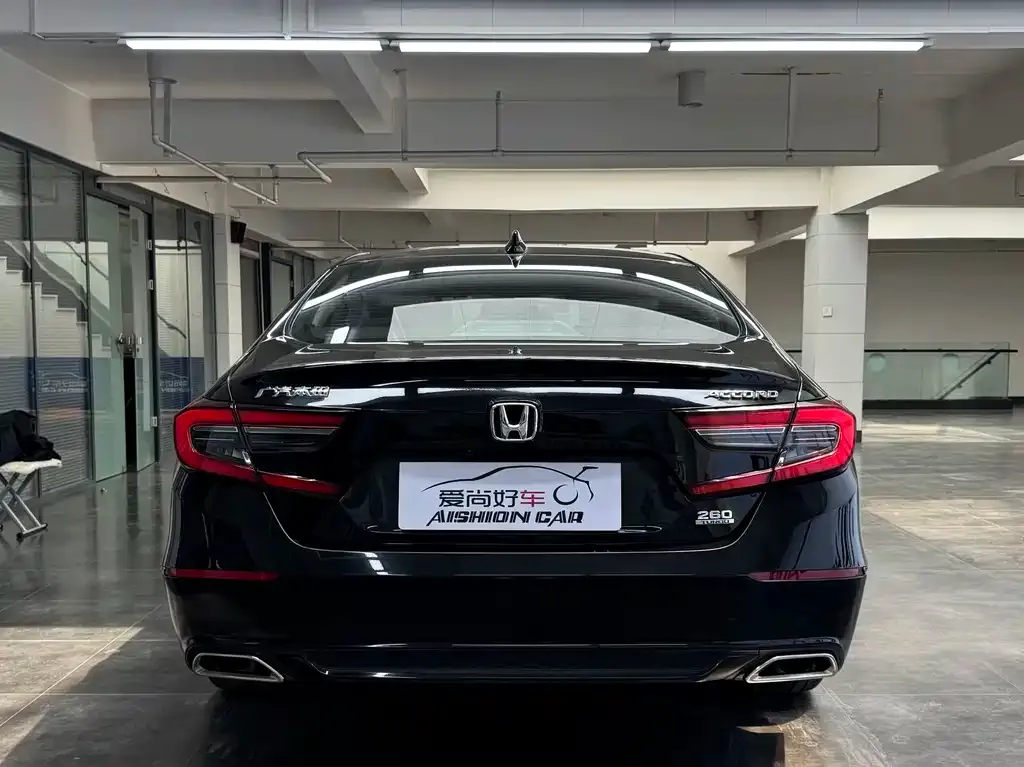 Honda Accord — фото 4