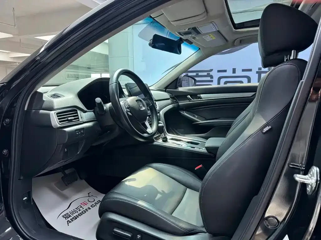Honda Accord — фото 6