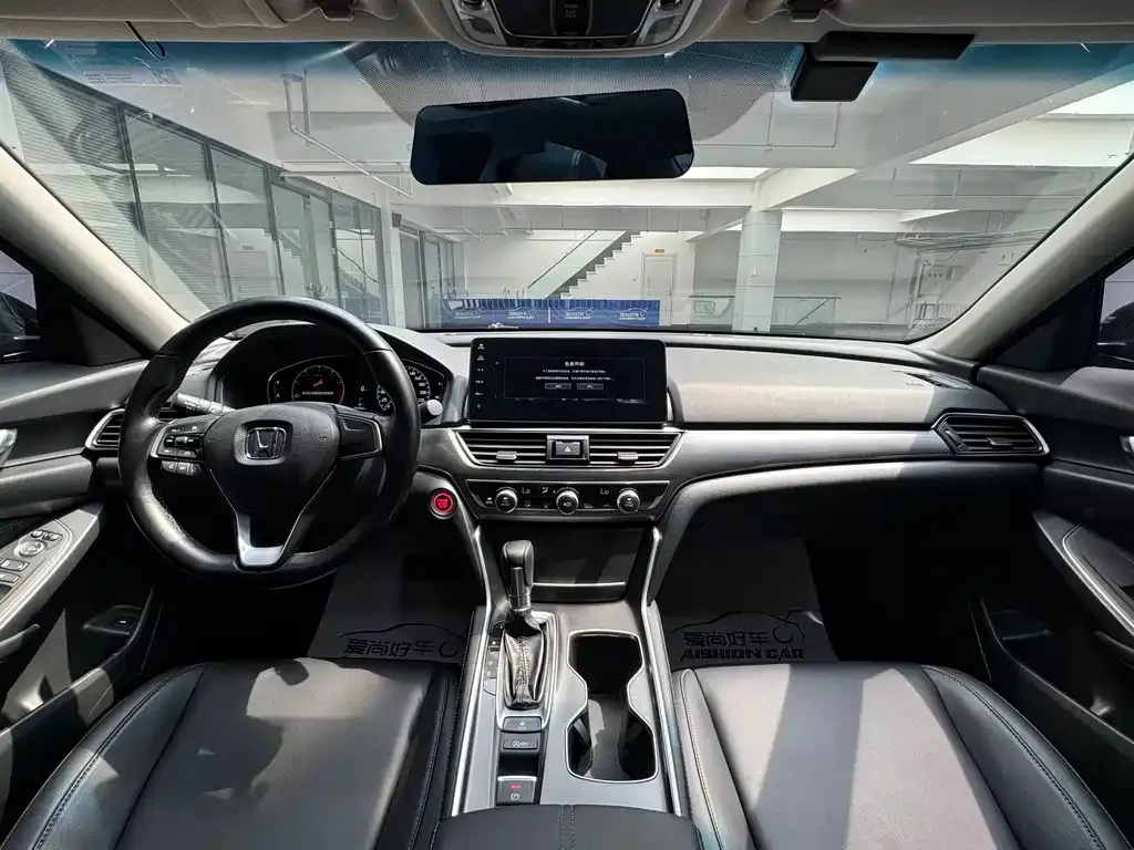 Honda Accord — фото 3