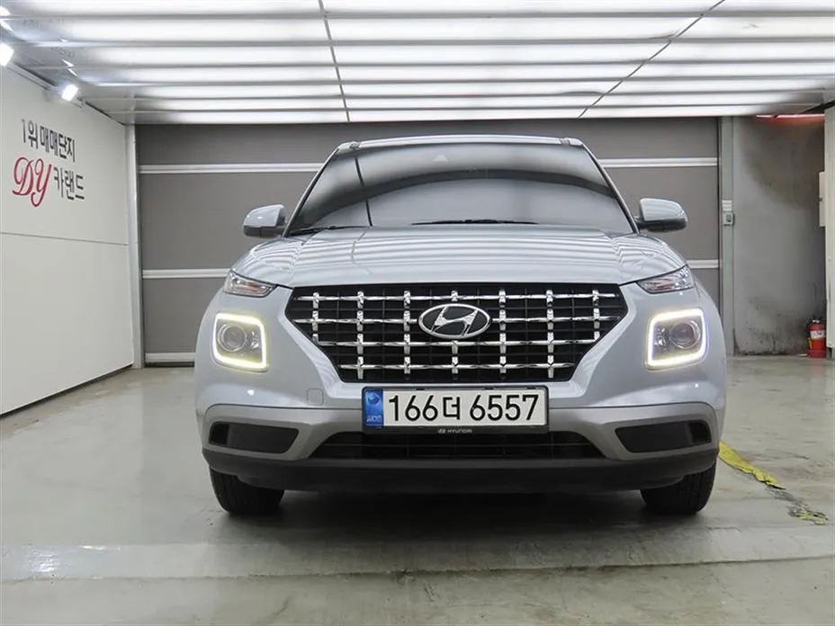 Hyundai Venue — фото 3