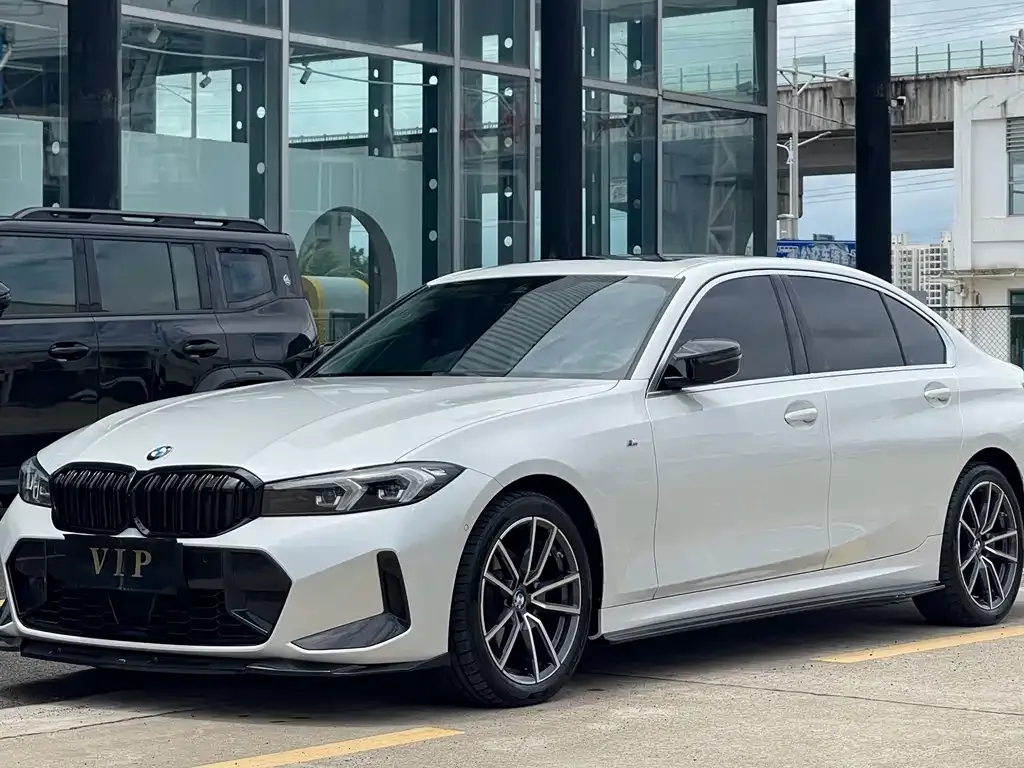 BMW 3 Series — фото 1