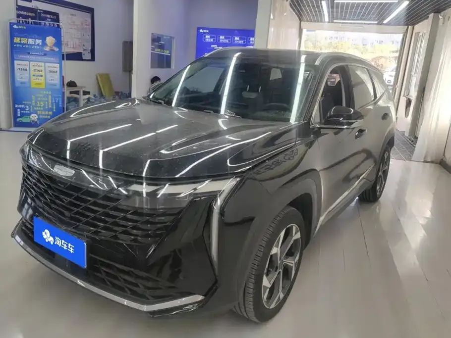 Geely Boyue L — фото 1