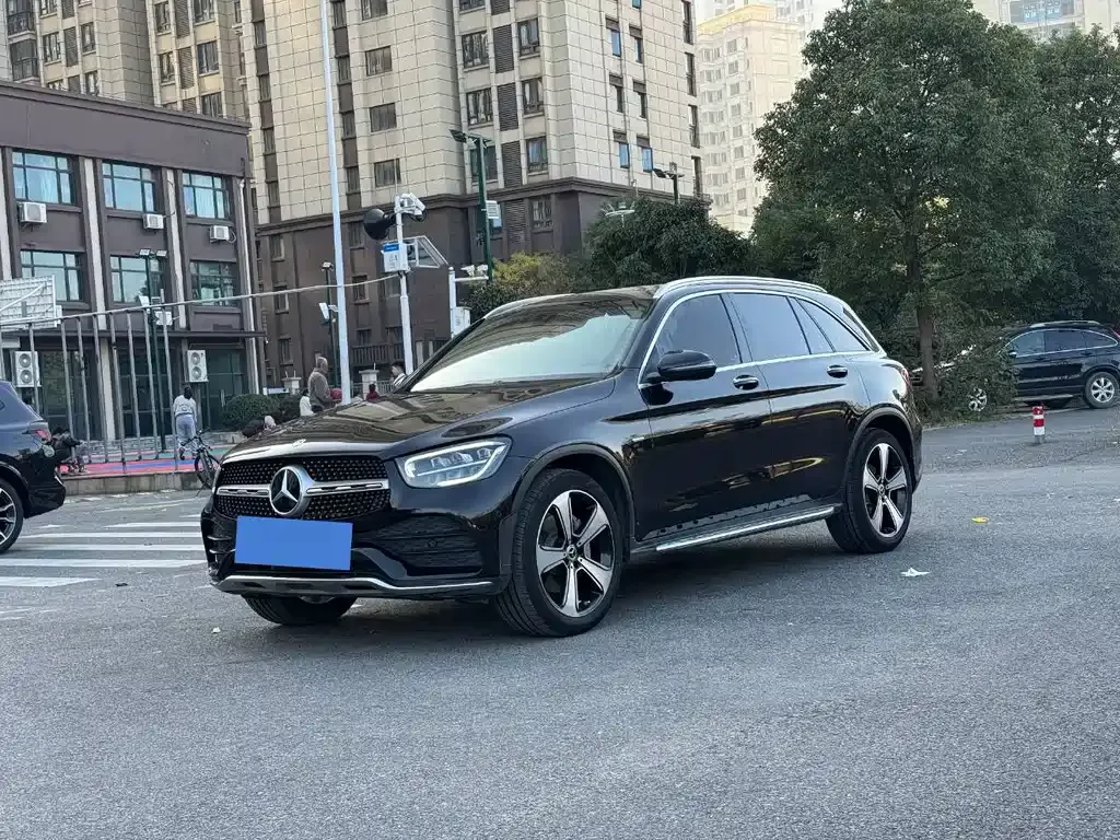 Mercedes-Benz GLC — фото 1