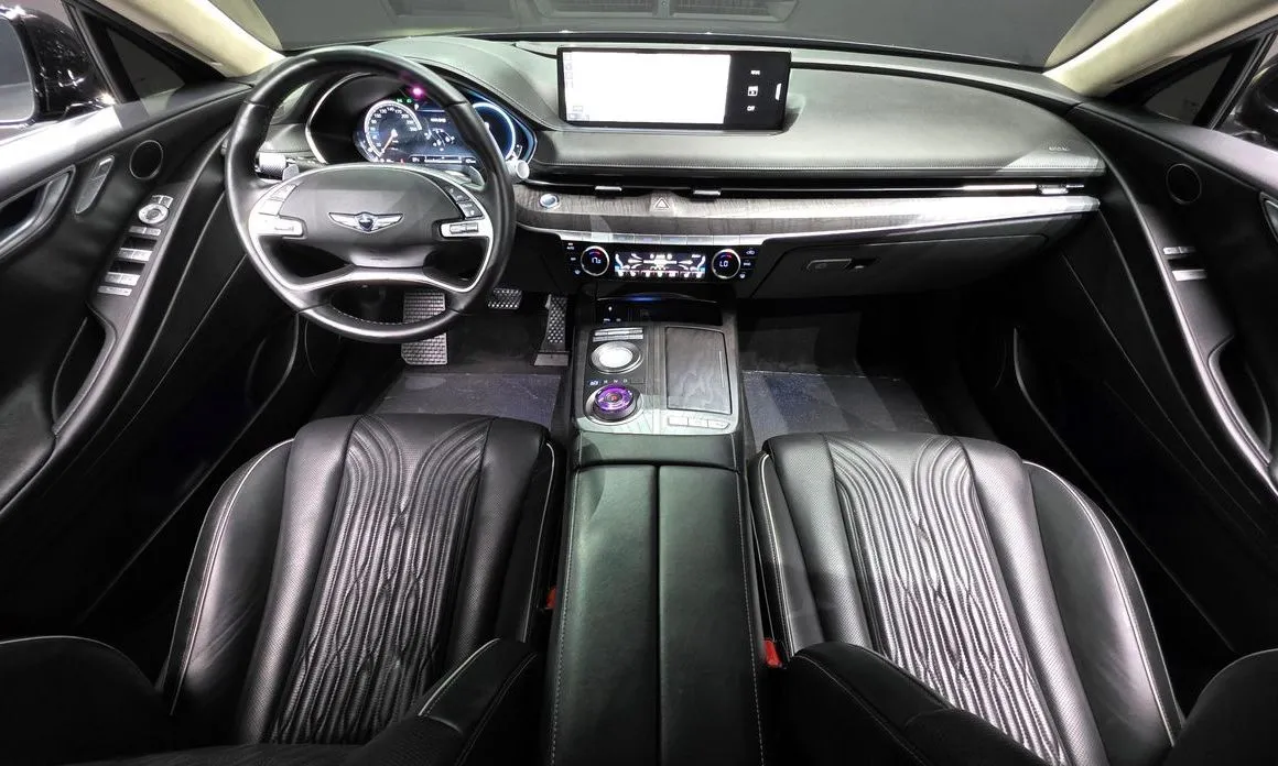Genesis G80 — фото 10