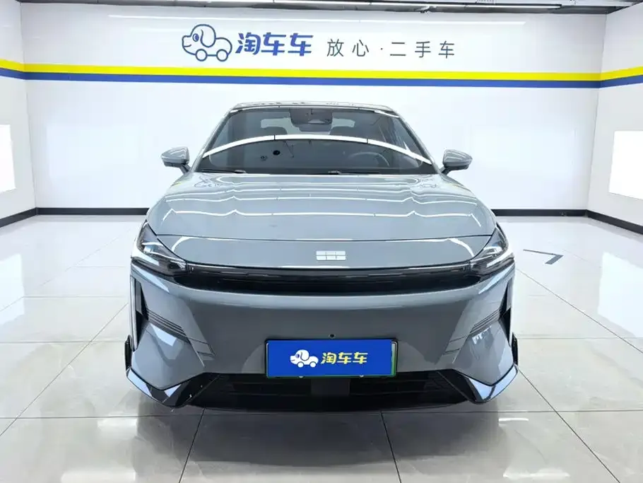 Geely Galaxy L6 — фото 7