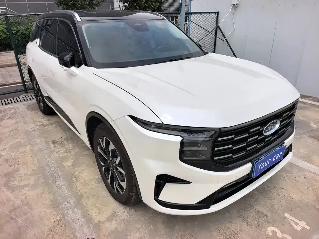 Ford Edge — фото 10