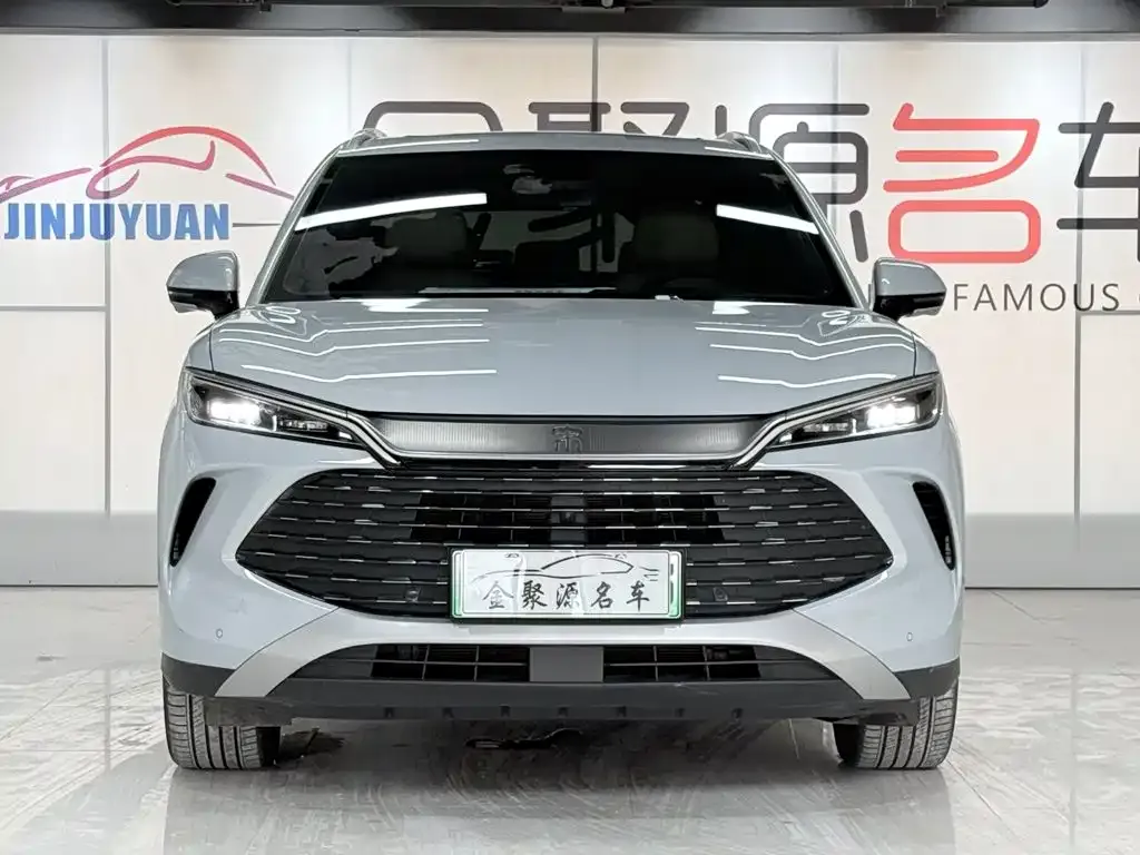 BYD L DM-i — фото 3