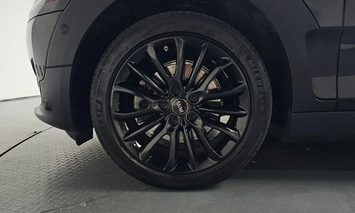 Mini Clubman — фото 7