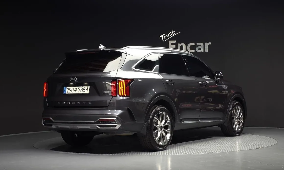 Kia Sorento — фото 3