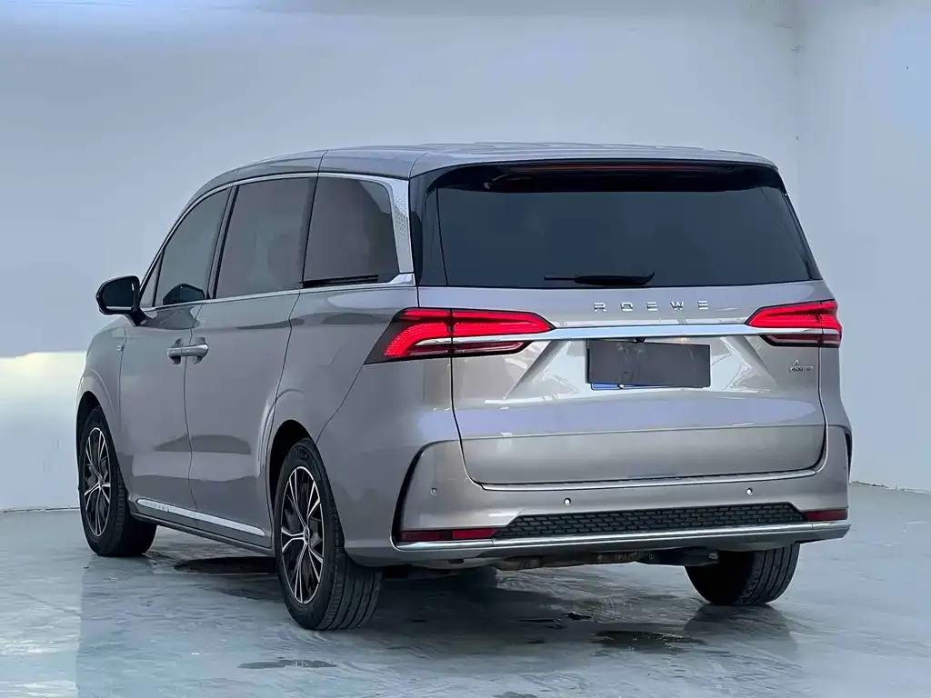 Roewe iMAX8 — фото 2