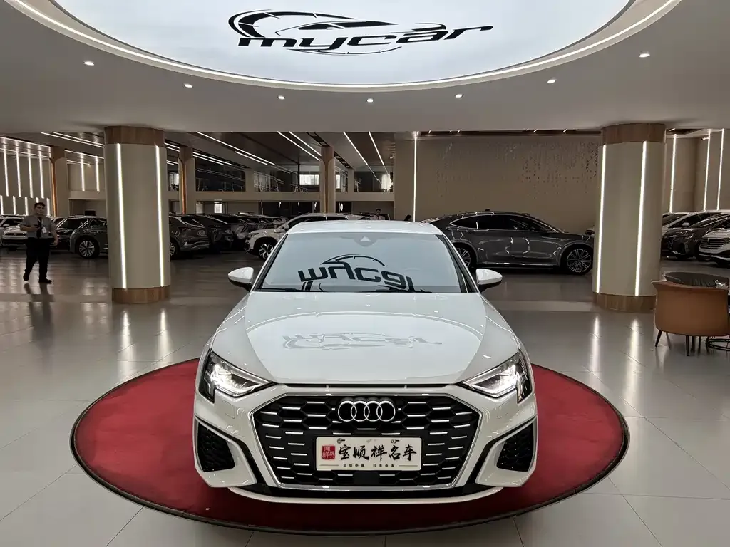 Audi A3 — фото 2