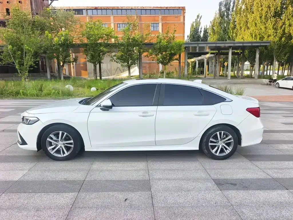 Honda Civic — фото 5