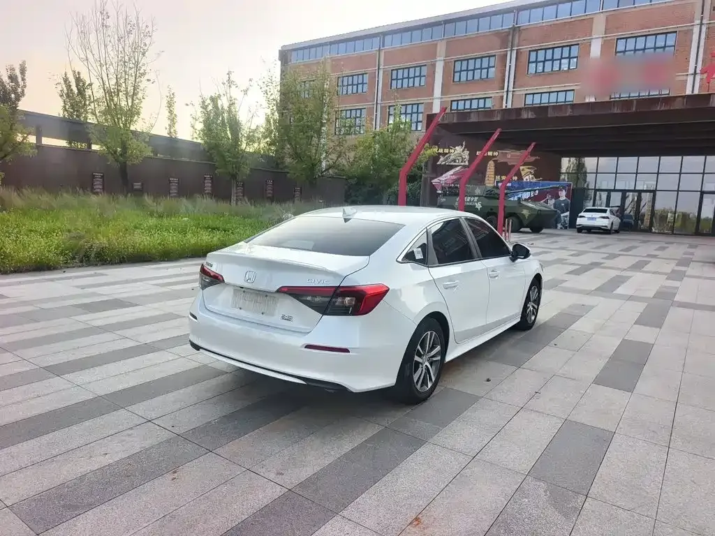 Honda Civic — фото 4