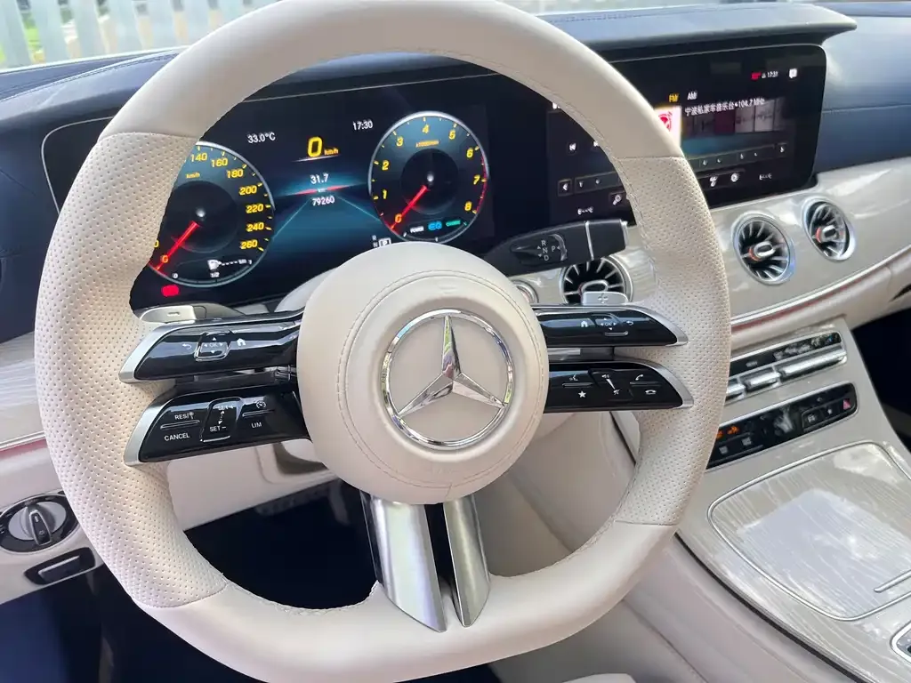 Mercedes-Benz E-Class (Import) — фото 7