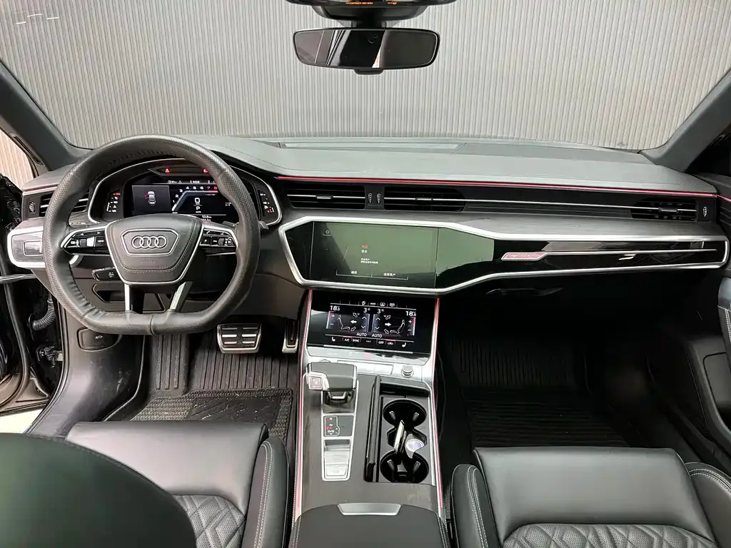 Audi A6L — фото 10