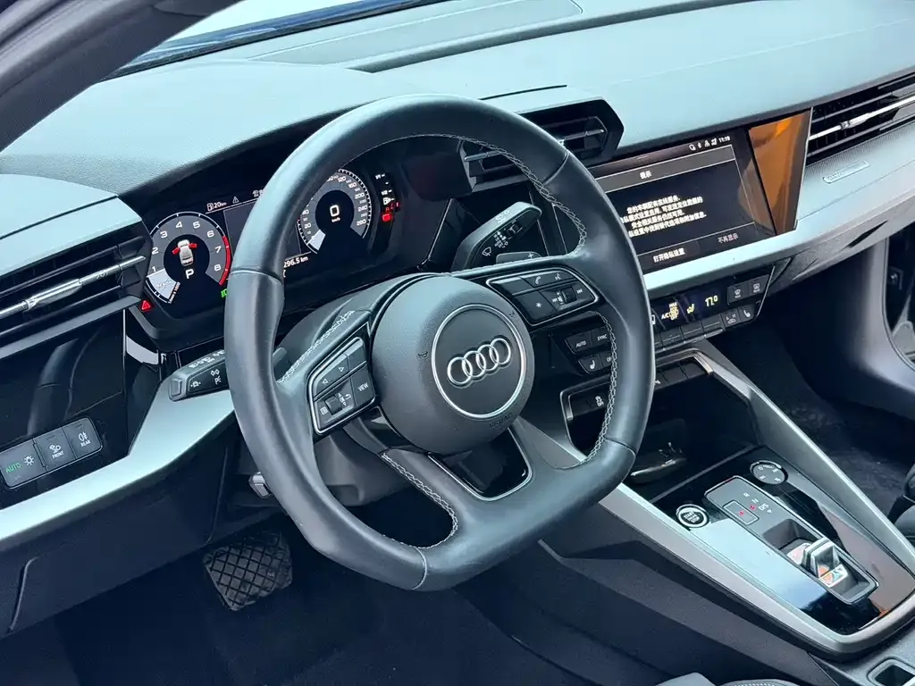 Audi A3 — фото 10