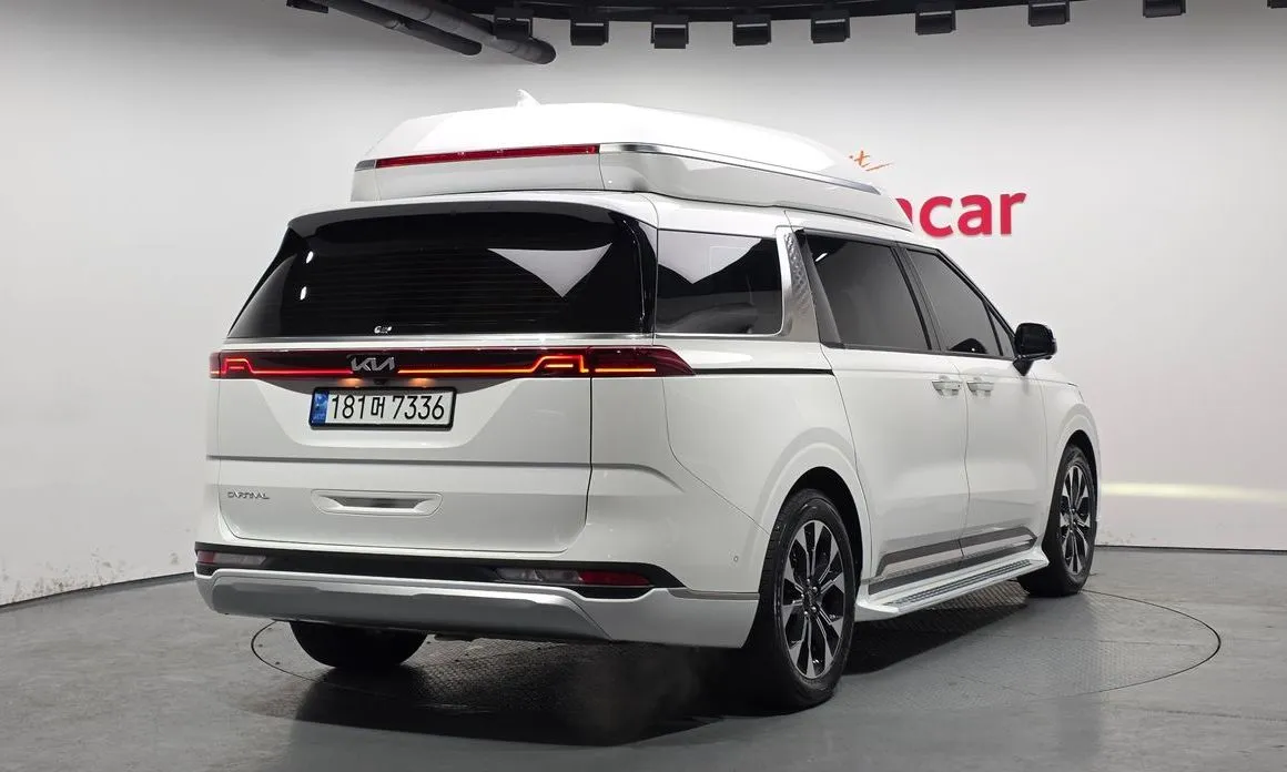 Kia Carnival — фото 4