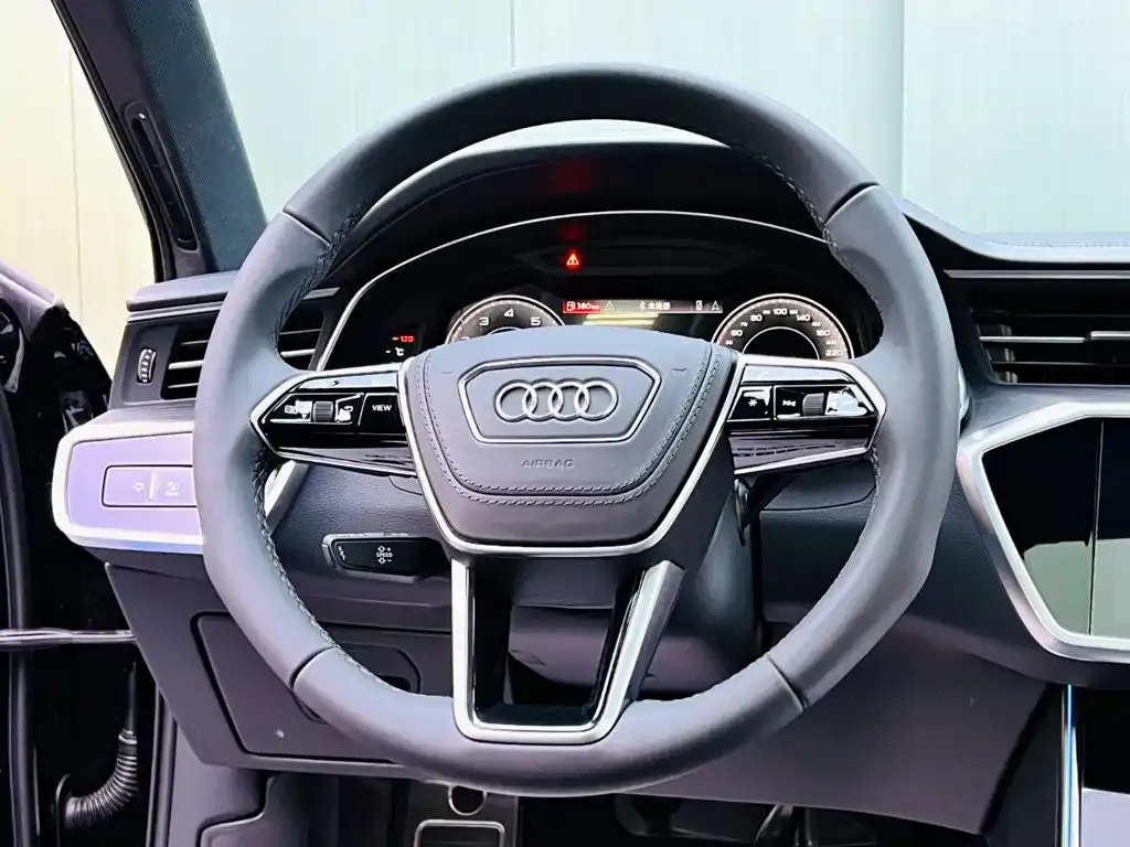 Audi A6L — фото 6