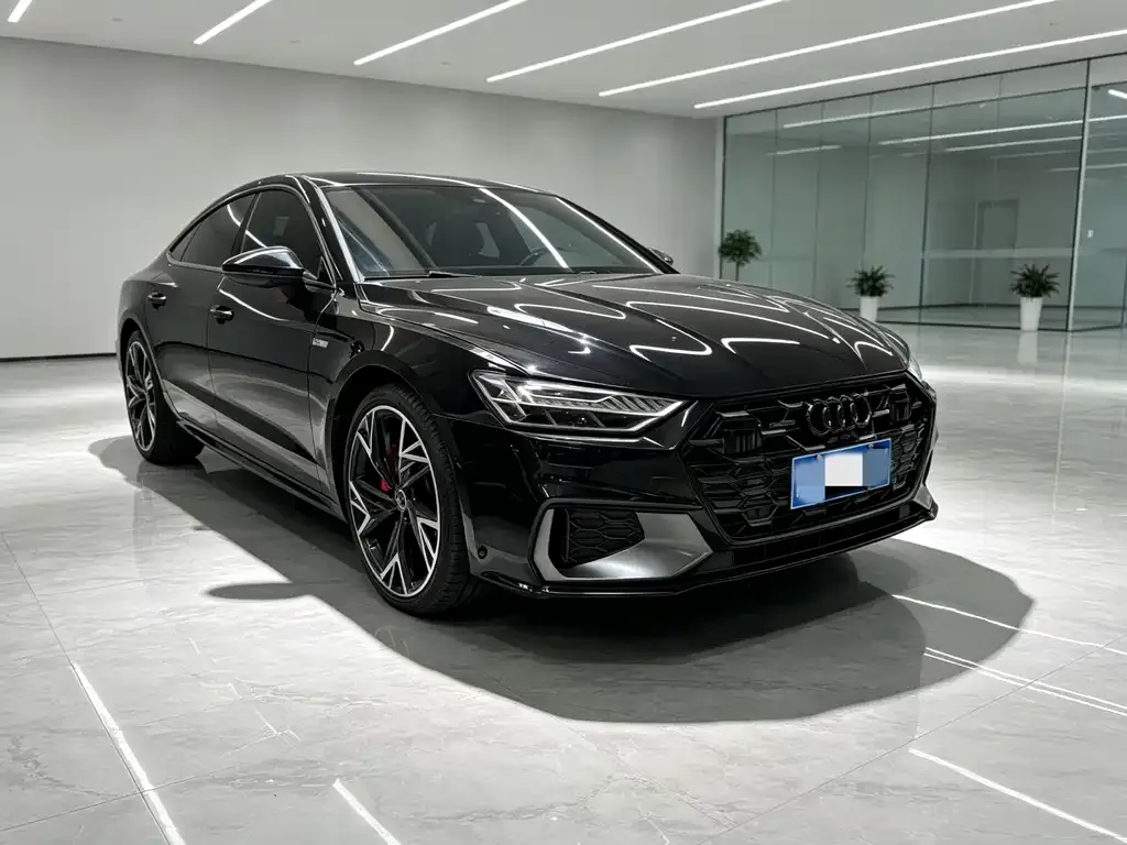 Audi A7L — фото 7