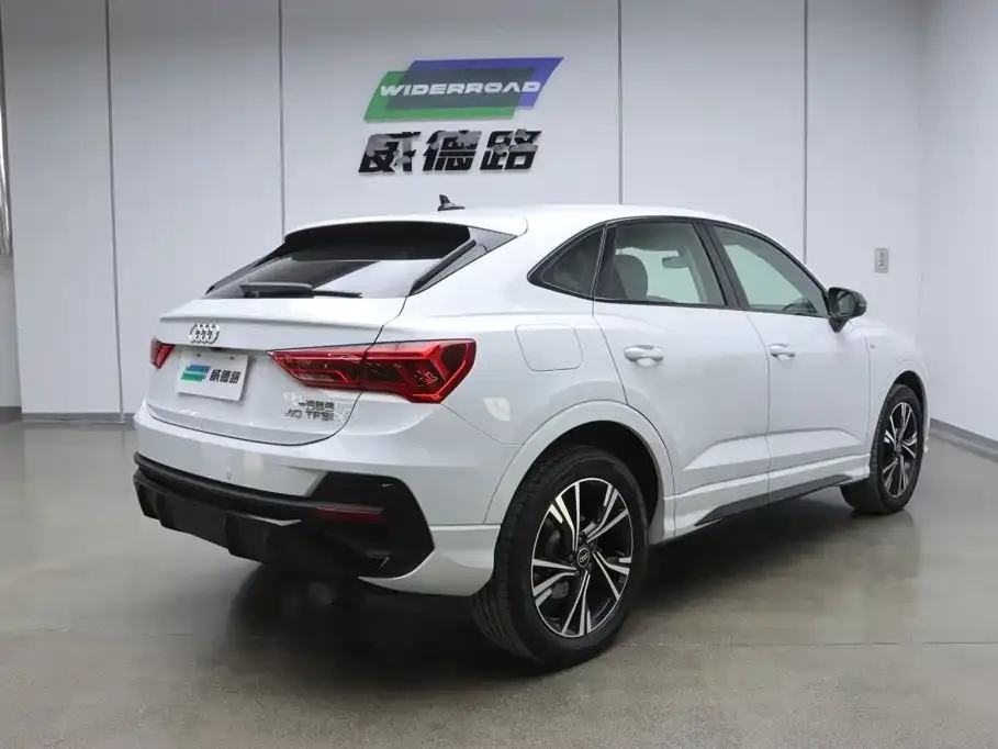 Audi Q3 Sportback — фото 2