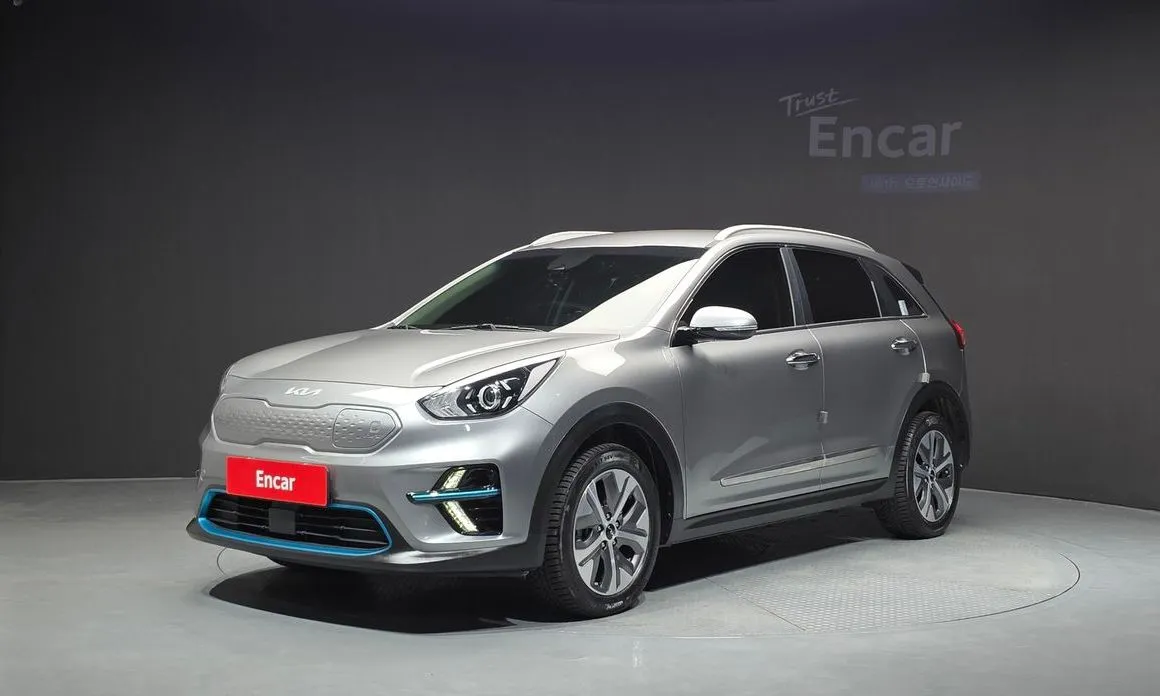 Kia Niro — фото 1