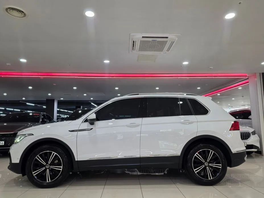 Volkswagen Tiguan — фото 2