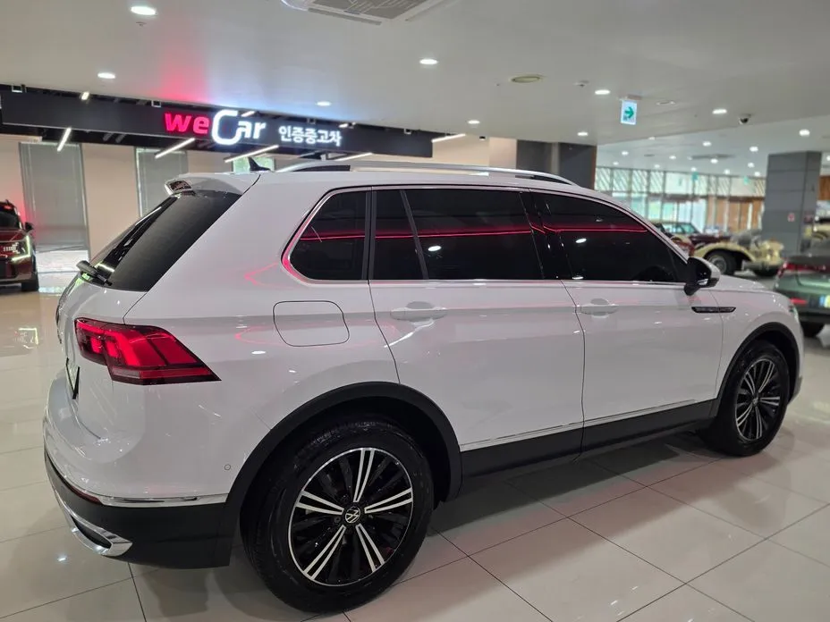 Volkswagen Tiguan — фото 9