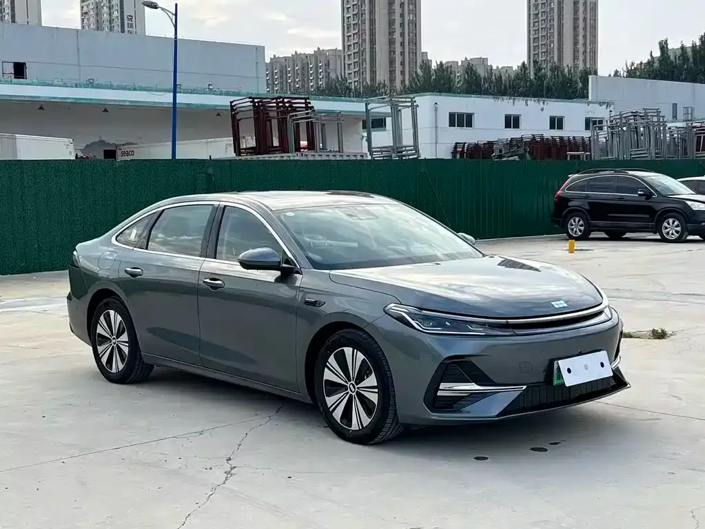 Geely 银河A7 EM — фото 8