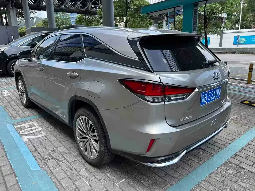 Lexus RX — фото 7