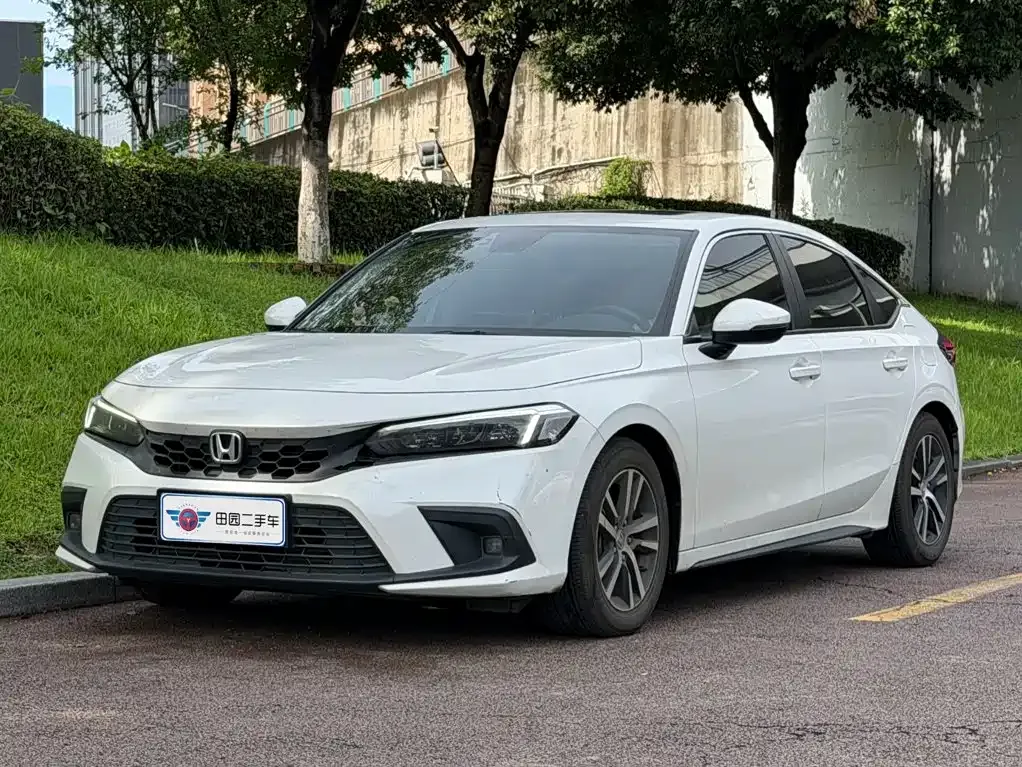 Honda Civic — фото 1