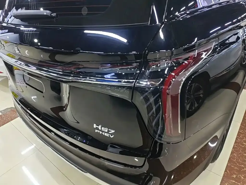 Hongqi HS7 PHEV — фото 2