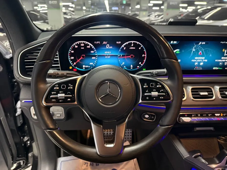 Mercedes-Benz GLS-Class — фото 10