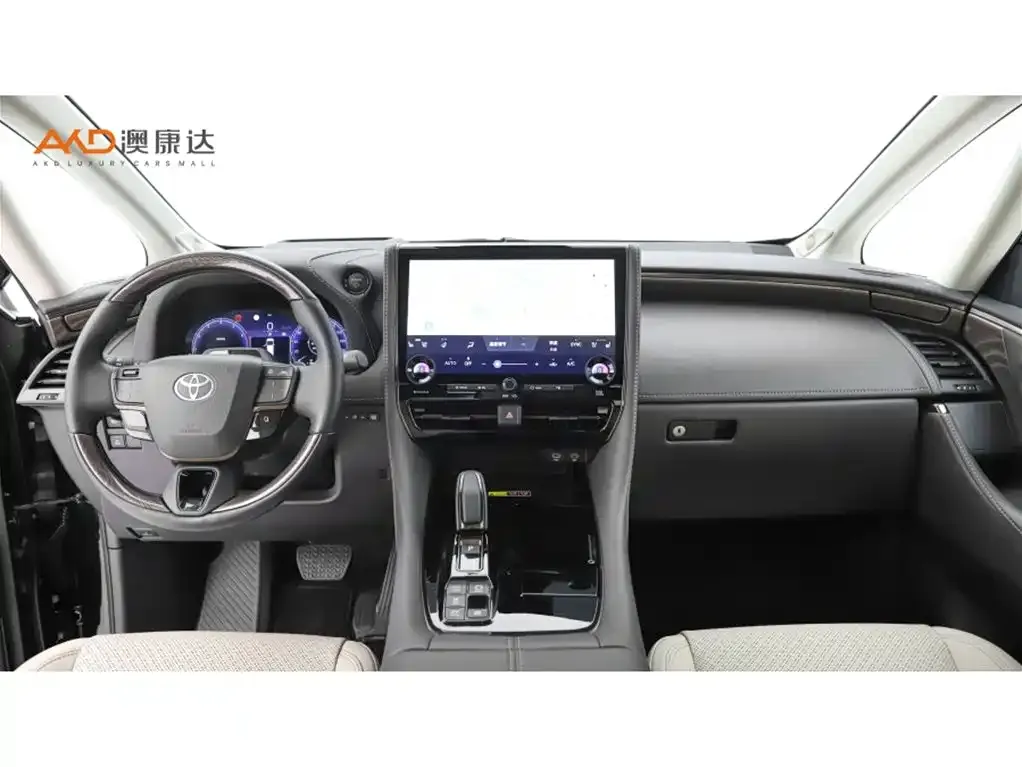 Toyota Alphard — фото 2