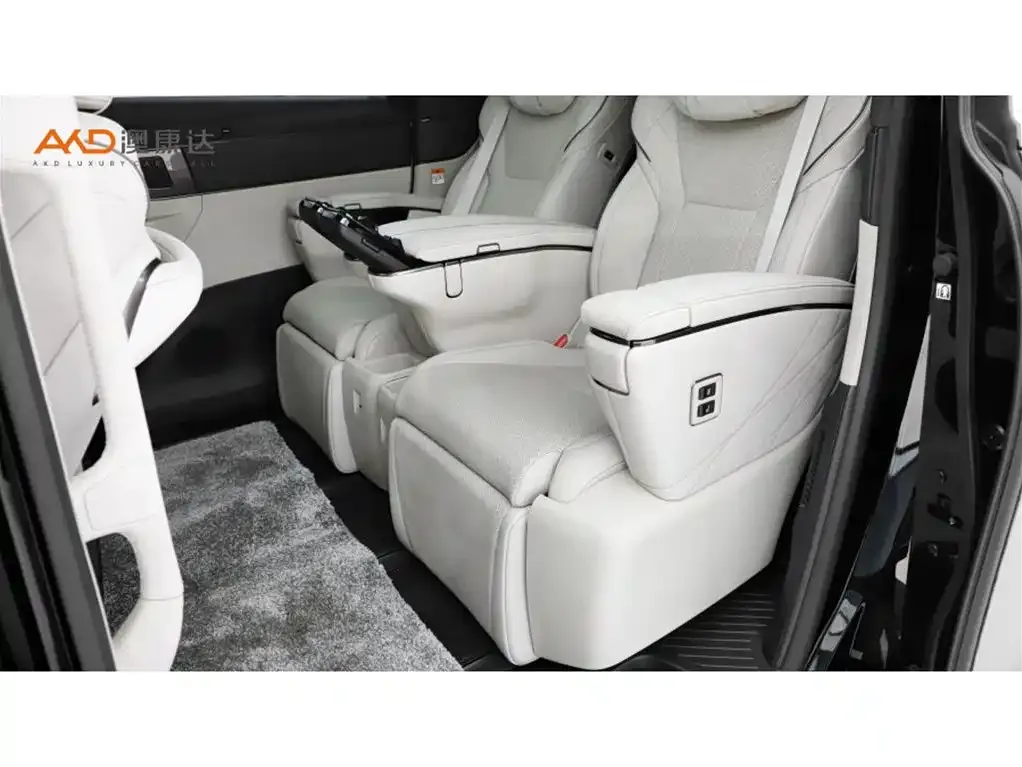 Toyota Alphard — фото 7