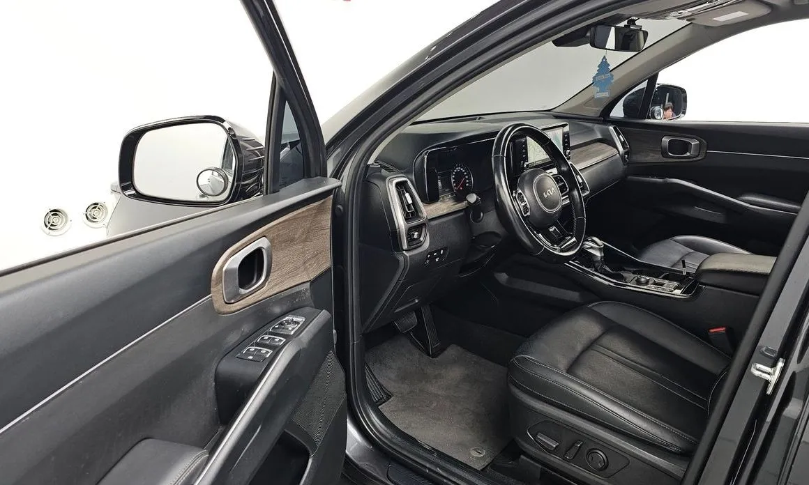 Kia Sorento — фото 4