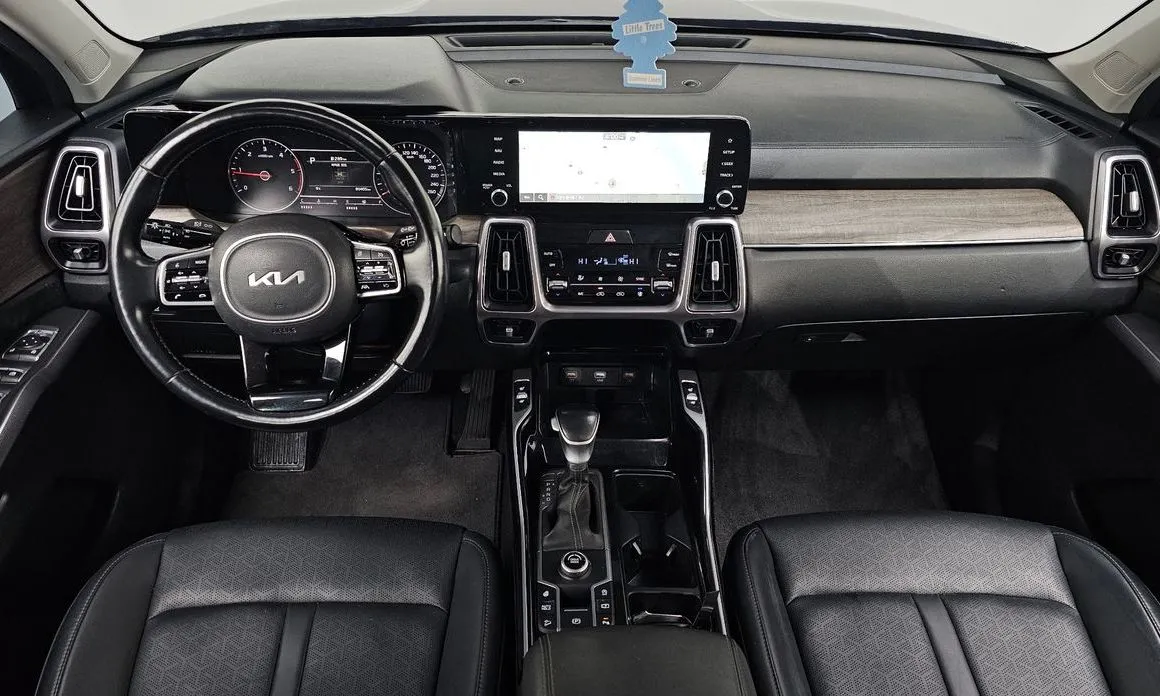 Kia Sorento — фото 9