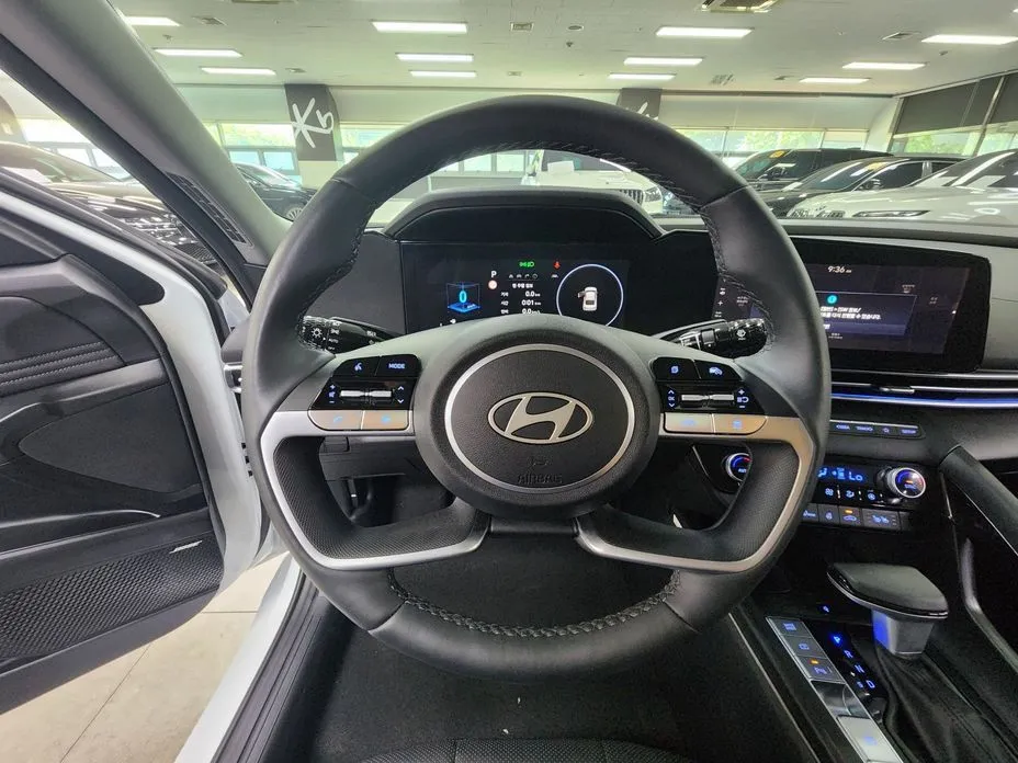 Hyundai AVANTE — фото 7