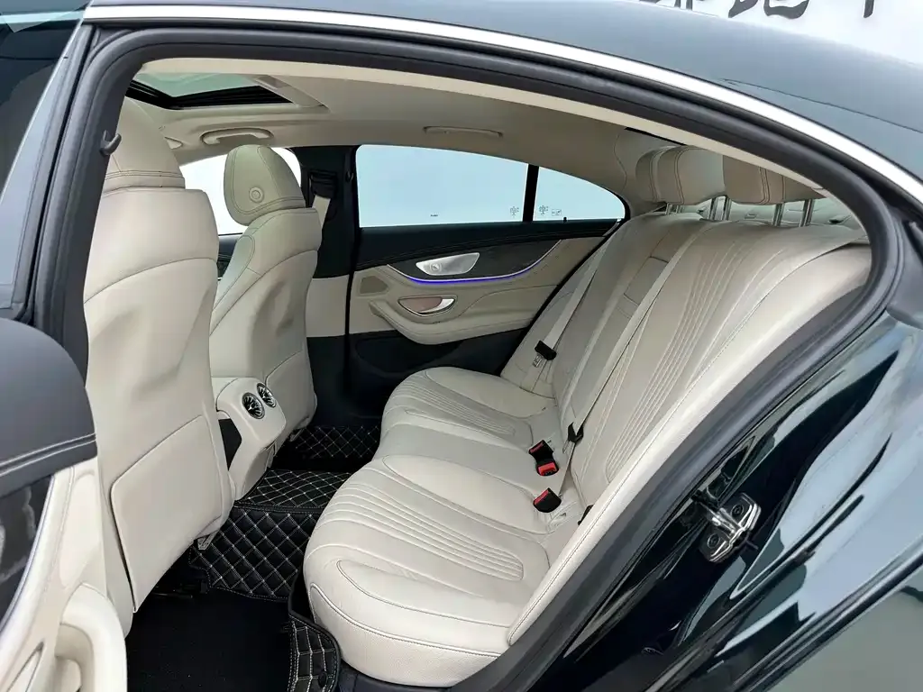 Mercedes-Benz CLS — фото 8
