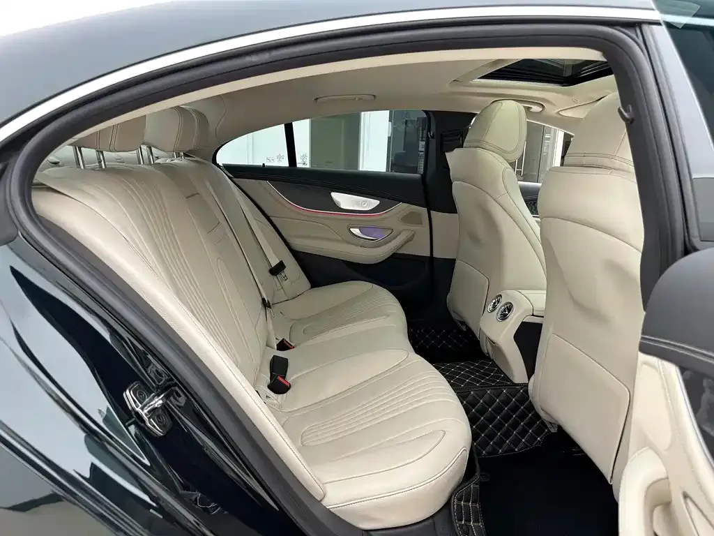 Mercedes-Benz CLS — фото 3