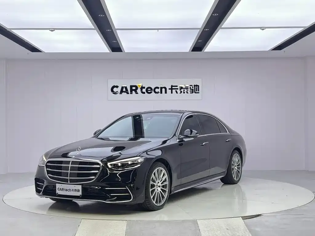 Mercedes-Benz S-Class — фото 1