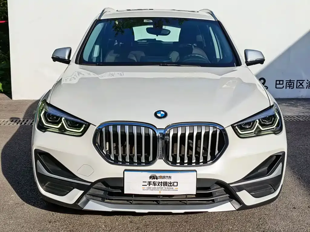 BMW X1 — фото 5