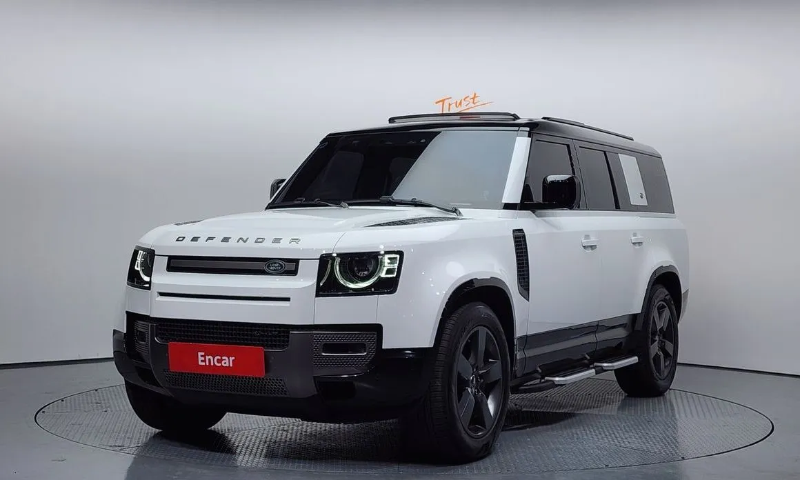 Land Rover Defender — фото 1